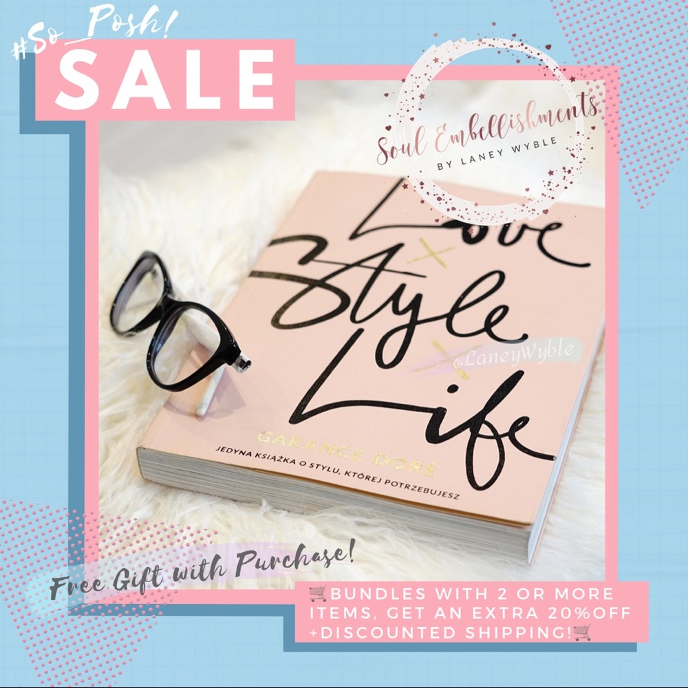 🌙Boho Glam Moon Goddess Golden Sparkle Earrings✨ - Picture 9 of 12